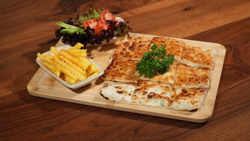 PEYNİRLİ ISPANAKLI GÖZLEME
